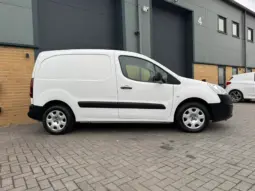 
PEUGEOT PARTNER 850 1.6 BlueHDi Professional full									