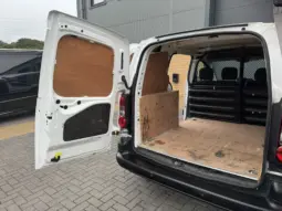 
PEUGEOT PARTNER 850 1.6 BlueHDi Professional full									